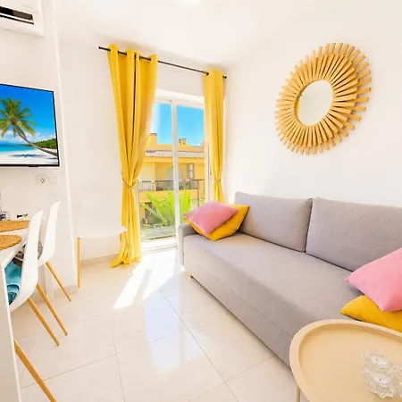 Eliseos Casa Jardín Apartamento *