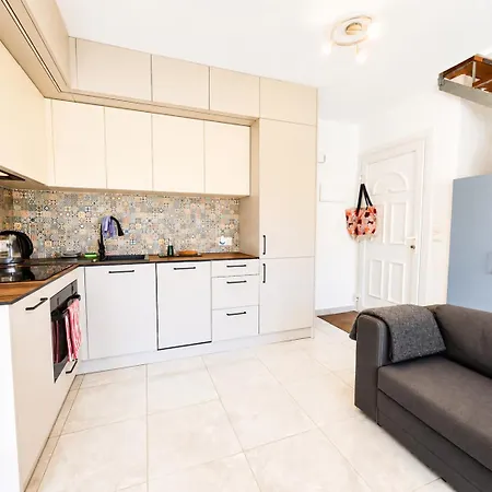 Apartamento Eliseos Casa Jardín